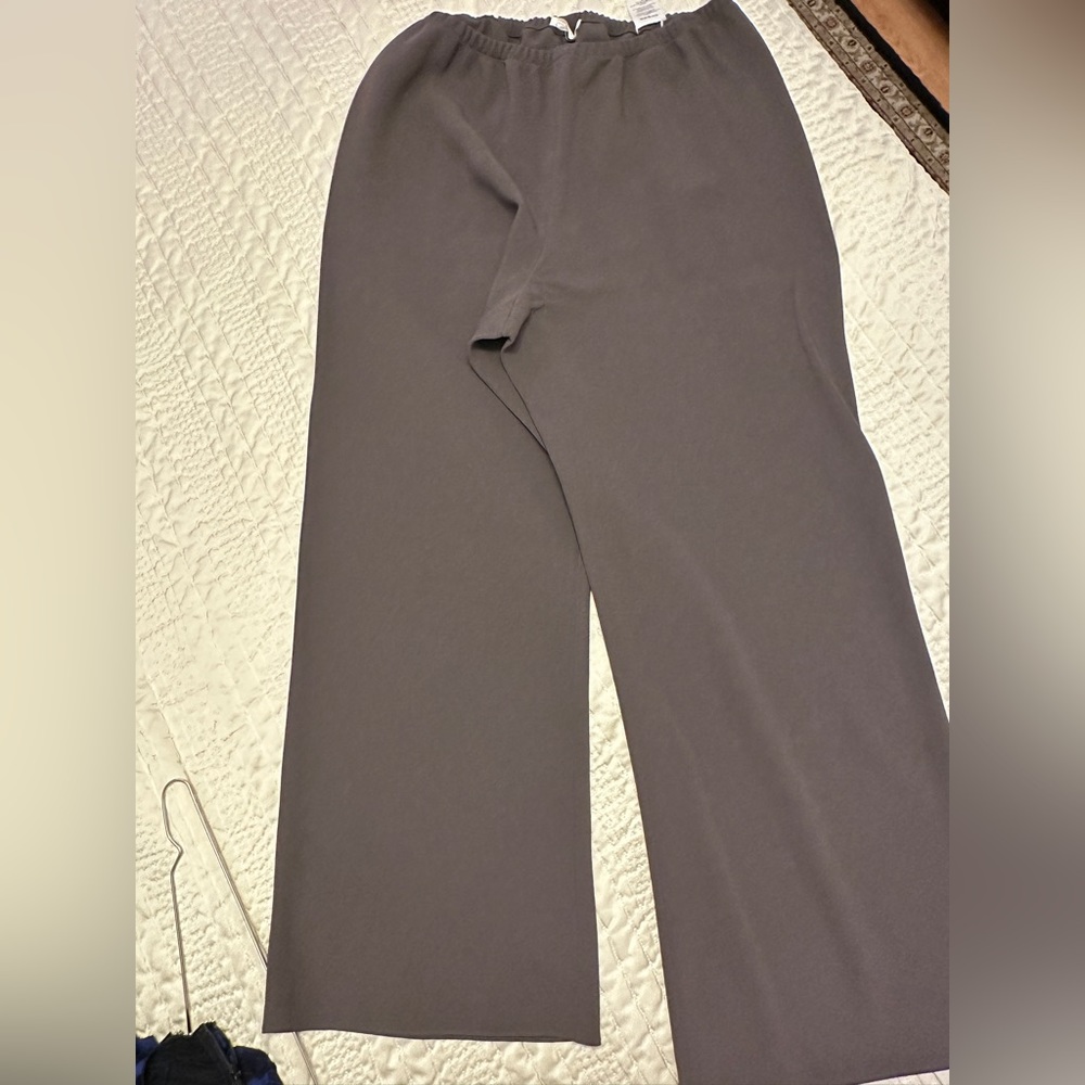 The Row Size 8 Viscose Pants